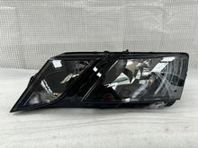 Load image into Gallery viewer, Frontscheinwerfer Skoda Octavia III 5E1941015C Links Scheinwerfer Headlight SCH3000825867jm