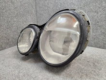 Laden Sie das Bild in den Galerie-Viewer, Frontscheinwerfer Mercedes-Benz W210 W210SCZ Xenon Links Scheinwerfer Headlight SCH8553389443ut
