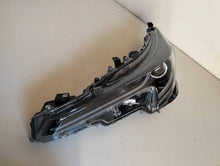 Load image into Gallery viewer, Frontscheinwerfer Toyota Corolla 81150-02S70 LED Ein Stück (Rechts oder Links)