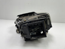 Laden Sie das Bild in den Galerie-Viewer, Frontscheinwerfer VW Passat 3C0941752G Xenon Rechts Scheinwerfer Headlight