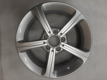 Laden Sie das Bild in den Galerie-Viewer, 1x Alufelge 17 Zoll 6.5&quot; 5x112 44ET Glanz Silber A1774011200 Mercedes-Benz W177