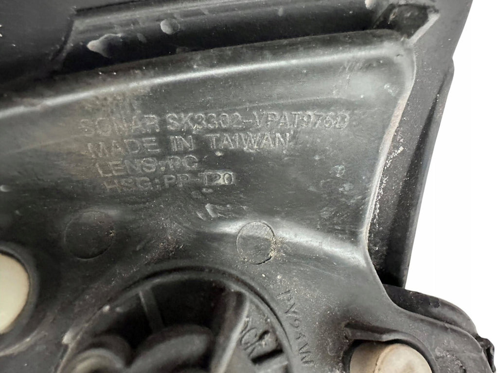 Frontscheinwerfer VW Passat SK3302 Links Scheinwerfer Headlight SCH3330597483zg