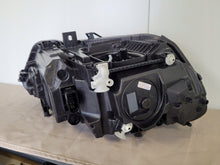 Laden Sie das Bild in den Galerie-Viewer, Frontscheinwerfer Mercedes-Benz Cla A1189068501 Links Scheinwerfer Headlight SCH9189022001mv
