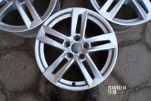 Laden Sie das Bild in den Galerie-Viewer, 4x Alufelge 17 Zoll 7.0" 5x112 42ET Glanz Silber 8W0601025 Audi A4 Rim Wheel FEL1569844039fb