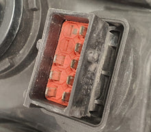 Laden Sie das Bild in den Galerie-Viewer, Frontscheinwerfer Saab 9-3 Rechts Scheinwerfer Headlight