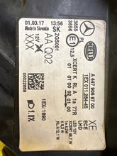 Laden Sie das Bild in den Galerie-Viewer, Frontscheinwerfer Mercedes-Benz Vito W447 A4479069700 LED Rechts oder Links