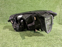 Load image into Gallery viewer, Frontscheinwerfer Dacia Sandero Jogger Rechts Scheinwerfer Headlight SCH1476494209uj