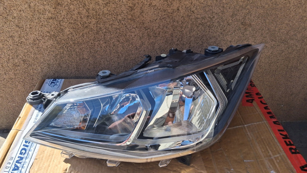 Frontscheinwerfer Seat Ibiza V 6F1941015 Ein Satz Scheinwerfer Headlight SCH3581922425tq