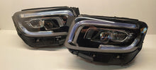 Laden Sie das Bild in den Galerie-Viewer, Frontscheinwerfer Mercedes-Benz W247 A2479061905 LED Rechts oder Links