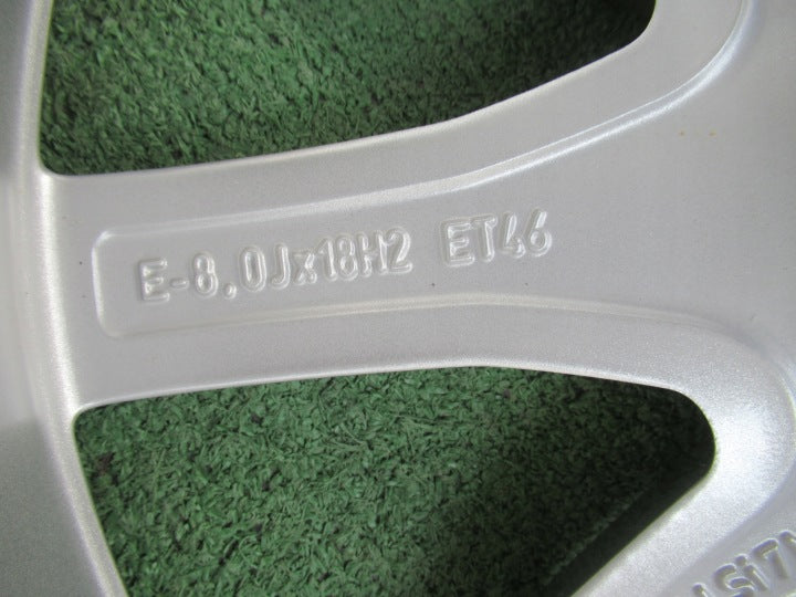 1x Alufelge 18 Zoll 8.5" 5x112 46ET 8Y0601025M Audi A3 Rim Wheel FEL9046495484wv