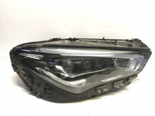 Laden Sie das Bild in den Galerie-Viewer, Frontscheinwerfer Mercedes-Benz Cla C118 A1189067001 MDE89132A1EX2660 Rechts SCH4037799781hf