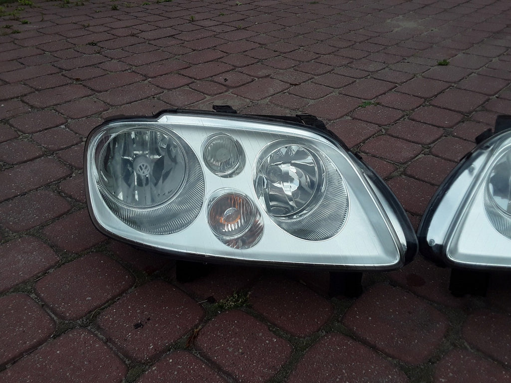 Frontscheinwerfer VW Touran Ein Stück (Rechts oder Links) Scheinwerfer Headlight