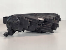 Laden Sie das Bild in den Galerie-Viewer, Frontscheinwerfer Skoda Octavia I 030111823200 LE18A64185 Rechts Headlight SCH5111371966vb