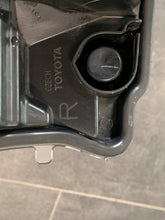Load image into Gallery viewer, Frontscheinwerfer Toyota Yaris Rechts Scheinwerfer Headlight SCH5504650281wc