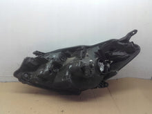 Laden Sie das Bild in den Galerie-Viewer, Frontscheinwerfer Toyota Yaris Rechts Scheinwerfer Headlight SCH4346379218yb