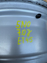 Load image into Gallery viewer, 1x Alufelge 17 Zoll 5N0601025P VW Tiguan Rim Wheel FEL1808072914lf