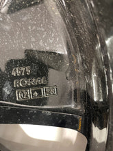 Laden Sie das Bild in den Galerie-Viewer, 1x Alufelge 16 Zoll 6.5" 5x114.3 50ET Glanz Schwarz 52910-CR100 Kia Optima FEL5404485033rx