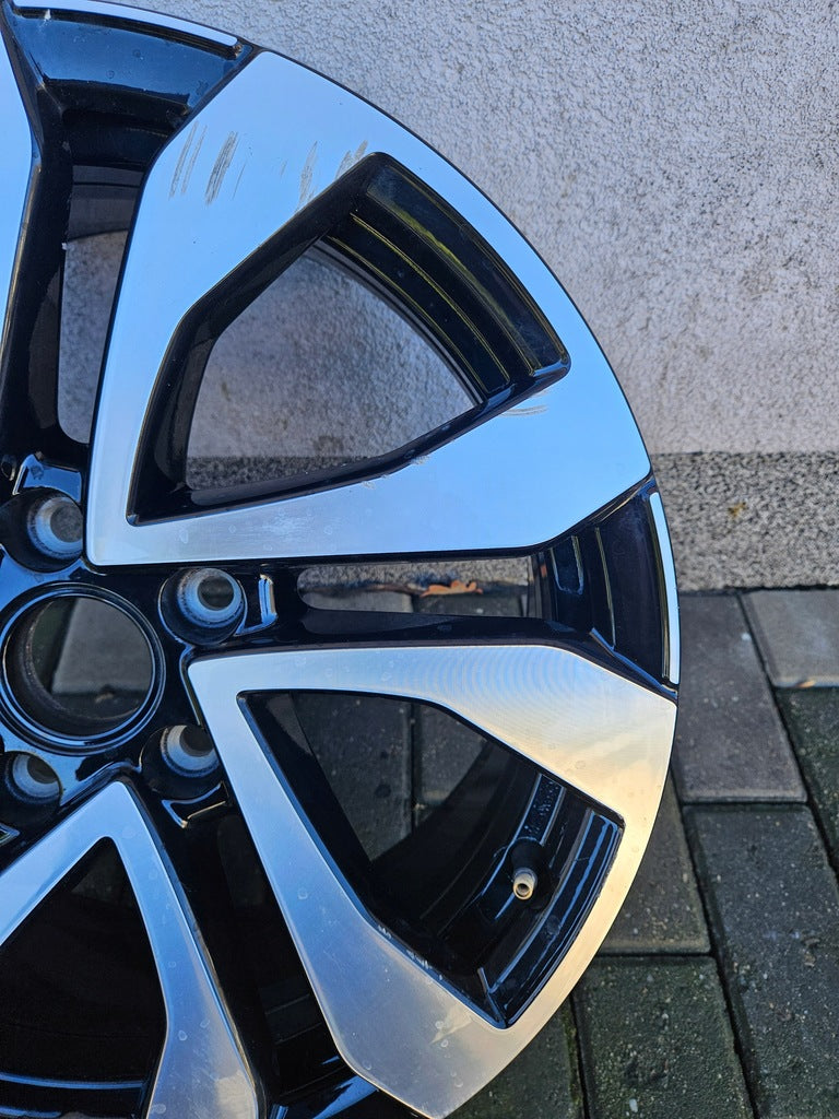 1x Alufelge 17 Zoll 7.0" 5x112 45ET 2GA601025A VW T-Roc Rim Wheel FEL8414667862jw