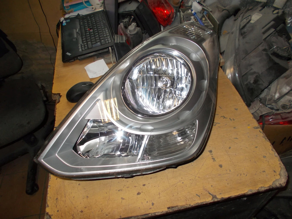 Frontscheinwerfer Hyundai II H1 Links Scheinwerfer Headlight