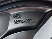 Laden Sie das Bild in den Galerie-Viewer, 1x Alufelge 17 Zoll 7.0&quot; 5x114 50ET Glanz 52910-K4000 Hyundai Kona Rim Wheel