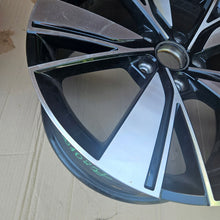 Laden Sie das Bild in den Galerie-Viewer, 1x Alufelge 18 Zoll 5x112 Glanz 5H0601025J VW Golf Viii Rim Wheel FEL1443562413ti