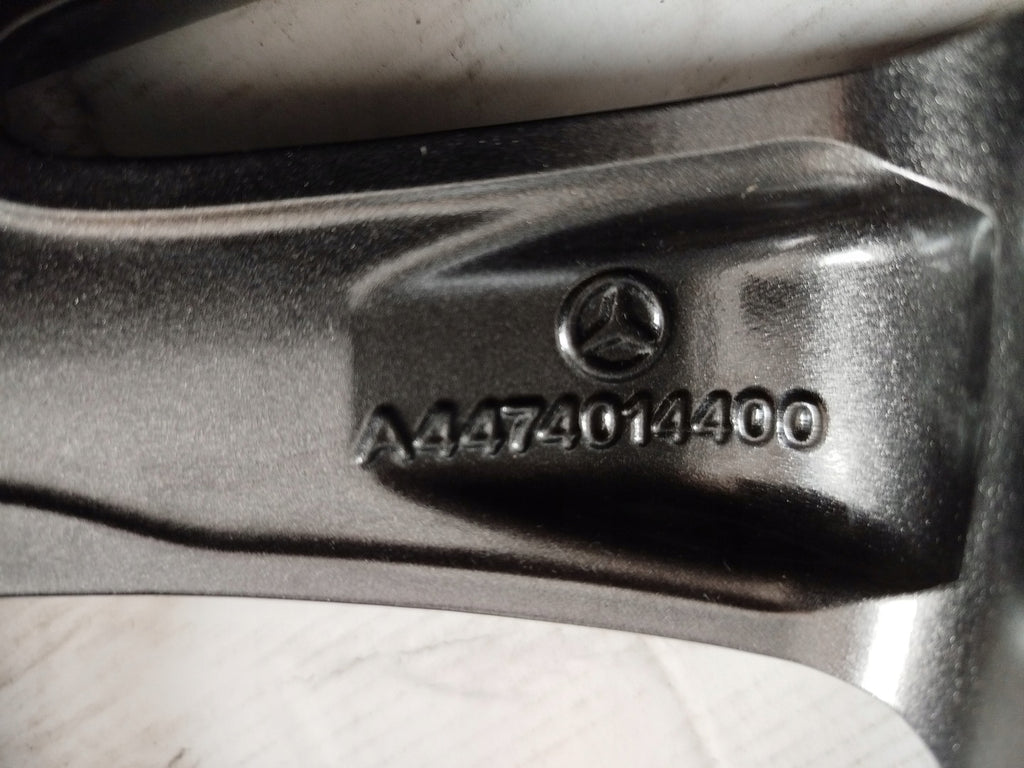 1x Alufelge 18 Zoll 7.5" 5x112 52ET A4474014400 Mercedes-Benz Vito W447