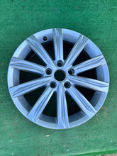 Load image into Gallery viewer, 1x Alufelge 17 Zoll 6.5&quot; 5x112 33ET 5TA601025D Vw Rim Wheel