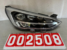 Laden Sie das Bild in den Galerie-Viewer, Frontscheinwerfer Ford Focus JX7B-13E014-AE Full LED Rechts Headlight SCH5773704873il