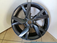 Laden Sie das Bild in den Galerie-Viewer, 1x Alufelge 17 Zoll 6.5" 5x112 46ET 5E3601025 Skoda Octavia Rim Wheel FEL9461925725ij