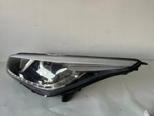 Laden Sie das Bild in den Galerie-Viewer, Frontscheinwerfer Kia Ceed 92101-A2220 LED Links Scheinwerfer Headlight