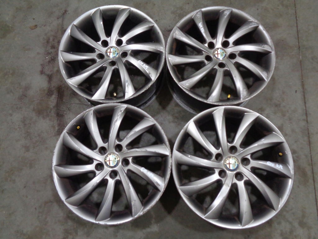 4x Alufelge 17 Zoll 7.5" 5x110 41ET Glanz Grau 156093271 Alfa Romeo Giulietta FEL8700192446vb