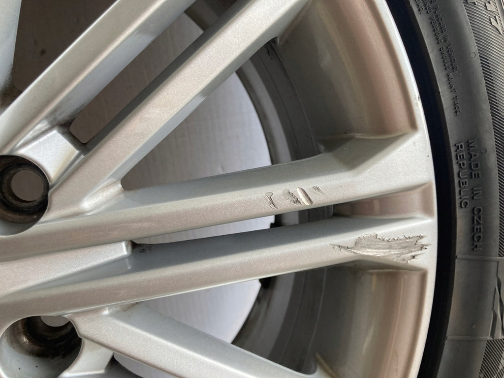 1x Alufelge 17 Zoll 7.0" 5x112 49ET Glanz Silber 5F0601025S Seat Leon Rim Wheel FEL4870248993xd