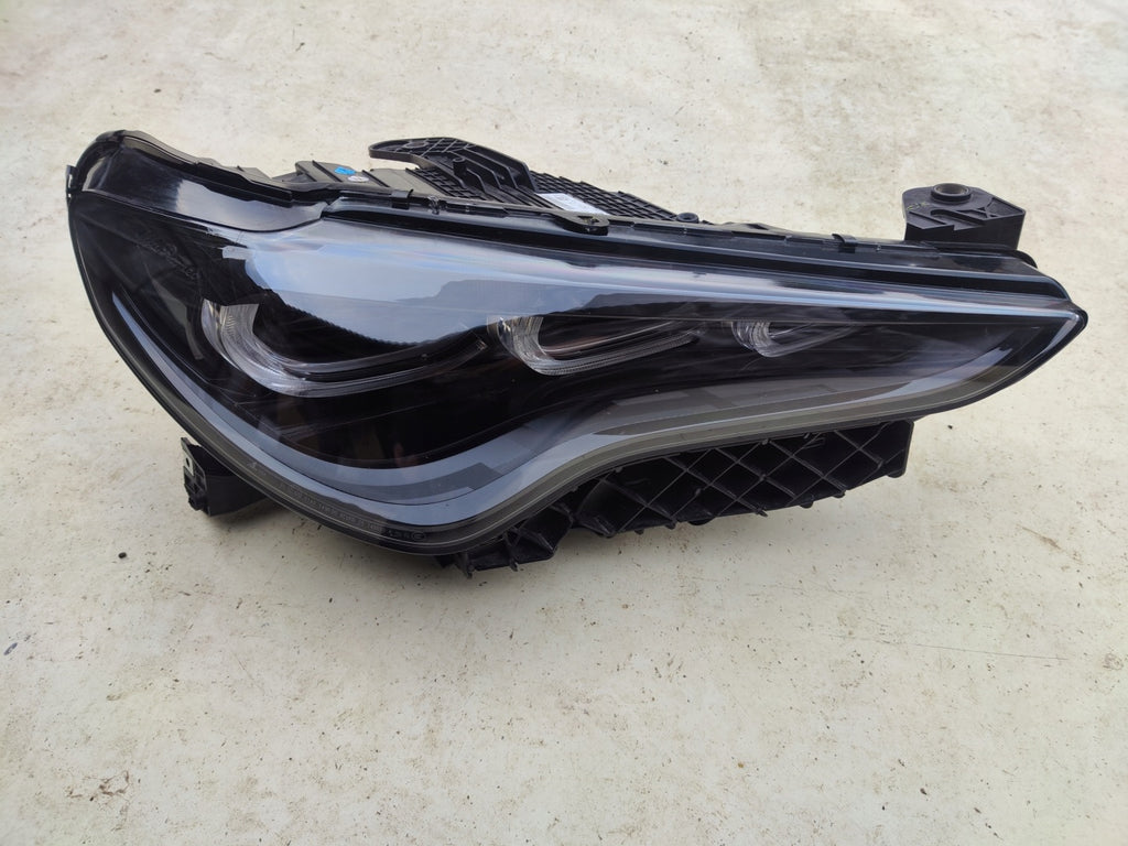 Frontscheinwerfer Alfa Romeo Stelvio Rechts Scheinwerfer Headlight SCH2158850599zv
