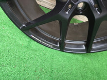 Load image into Gallery viewer, 1x Alufelge 18 Zoll 8.0" 5x112 8092354 BMW 1 F40 Rim Wheel FEL4857465111hw