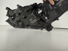 Load image into Gallery viewer, Frontscheinwerfer Mazda Yaris Rechts Scheinwerfer Headlight SCH2832780144az