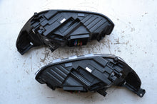 Laden Sie das Bild in den Galerie-Viewer, Frontscheinwerfer Ford Focus NX7B-13E016-AG NX7B-13E017-AG LED Rechts oder Links SCH3251488225fi