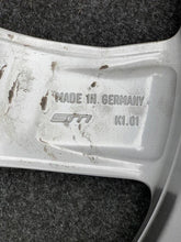 Laden Sie das Bild in den Galerie-Viewer, 1x Alufelge 19 Zoll 5x112 A2044018902 Mercedes-Benz Rim Wheel FEL2344806376kf