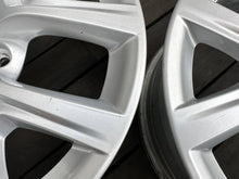 Load image into Gallery viewer, 4x Alufelge 17 Zoll 6.5" 5x112 39ET Glanz Silber 6856076 BMW X1 F48 Rim Wheel FEL7050000420nu