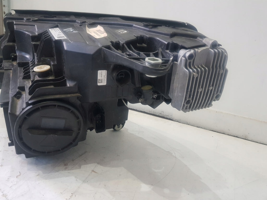 Frontscheinwerfer Mercedes-Benz Eqc A2399060201 Rechts Scheinwerfer Headlight