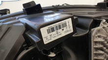 Laden Sie das Bild in den Galerie-Viewer, Frontscheinwerfer Iveco Daily IV 05802711799 Full LED Rechts oder Links SCH2620413805ls