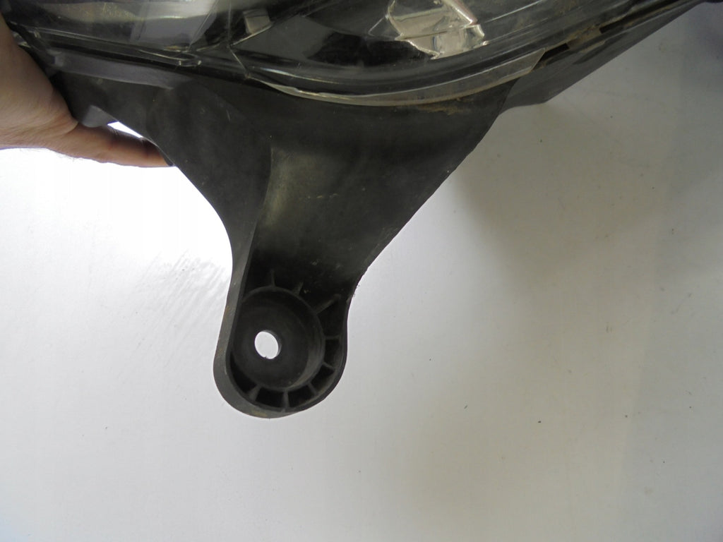 Frontscheinwerfer Dacia Sandero II 90029995 260107615R Rechts Headlight SCH1199905180kc