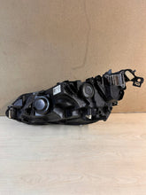 Load image into Gallery viewer, Frontscheinwerfer VW Golf VIII 5H1941006C Rechts Scheinwerfer Headlight SCH4815778452ql