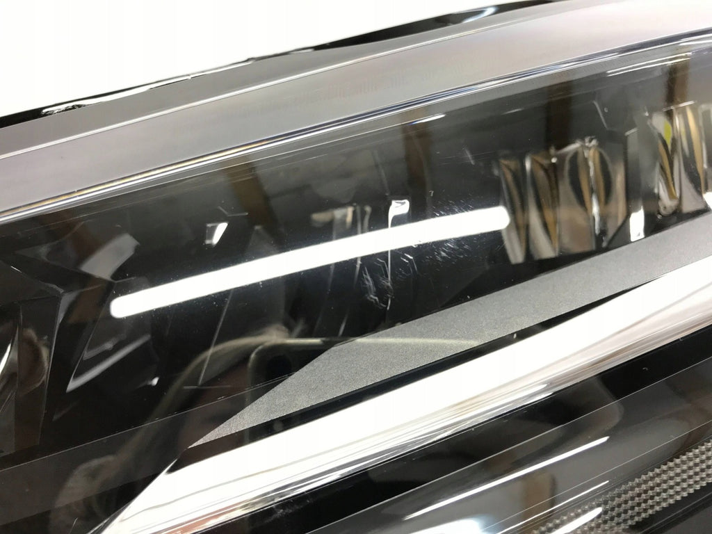 Frontscheinwerfer Renault Captur II 260604753R Links Scheinwerfer Headlight SCH8695351035ug