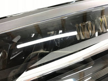 Laden Sie das Bild in den Galerie-Viewer, Frontscheinwerfer Renault Captur II 260604753R Links Scheinwerfer Headlight SCH8695351035ug