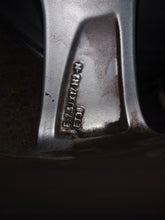 Load image into Gallery viewer, 1x Alufelge 17 Zoll 7.5" 5x112 38ET Glanz Silber 8W0601025 Audi A4 B9 Rim Wheel FEL9911233807ro