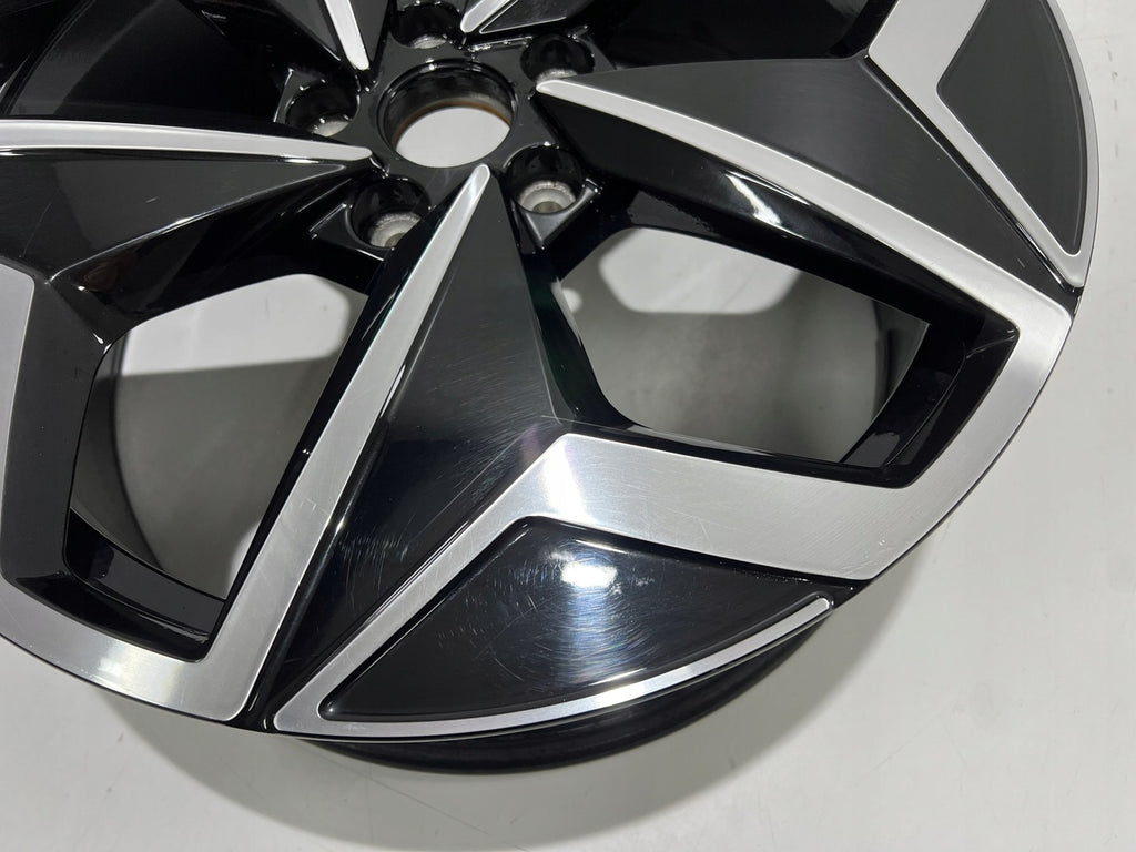 1x Alufelge 19 Zoll 7.5" 5x112 50ET 10A601025 VW Id.3 Rim Wheel