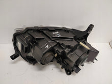 Load image into Gallery viewer, Frontscheinwerfer Dacia Logan Sandero II 260605665R LED Links Headlight