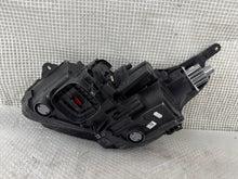 Laden Sie das Bild in den Galerie-Viewer, Frontscheinwerfer Opel Crossland 39153432 462161423 Full LED Rechts Headlight SCH3913816551xq