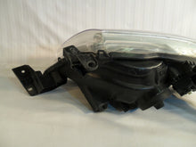 Laden Sie das Bild in den Galerie-Viewer, Frontscheinwerfer Toyota Hilux Rechts Scheinwerfer Headlight SCH2482994734vw