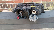 Laden Sie das Bild in den Galerie-Viewer, Frontscheinwerfer BMW 3 E46 Xenon Ein Stück (Rechts oder Links) Headlight SCH7355872613fm